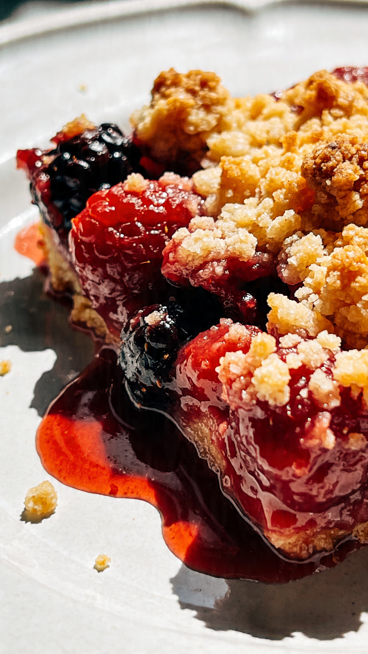 Apple and red fruit crumble
